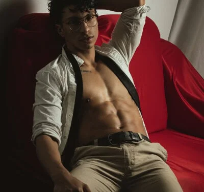 ApoloCruz Stripchat Model