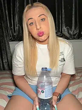 Strongqueen Stripchat Model